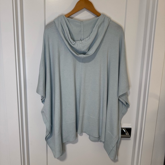 Chico’s Cardigan Sweater Blue Hooded One Size - Picture 2 of 7